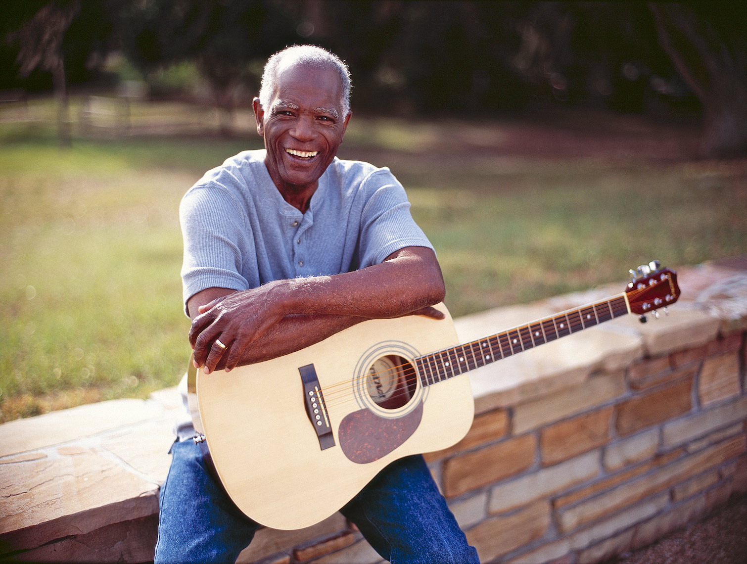 elderly black man portrait with guitar_Robert_Holland.jpg