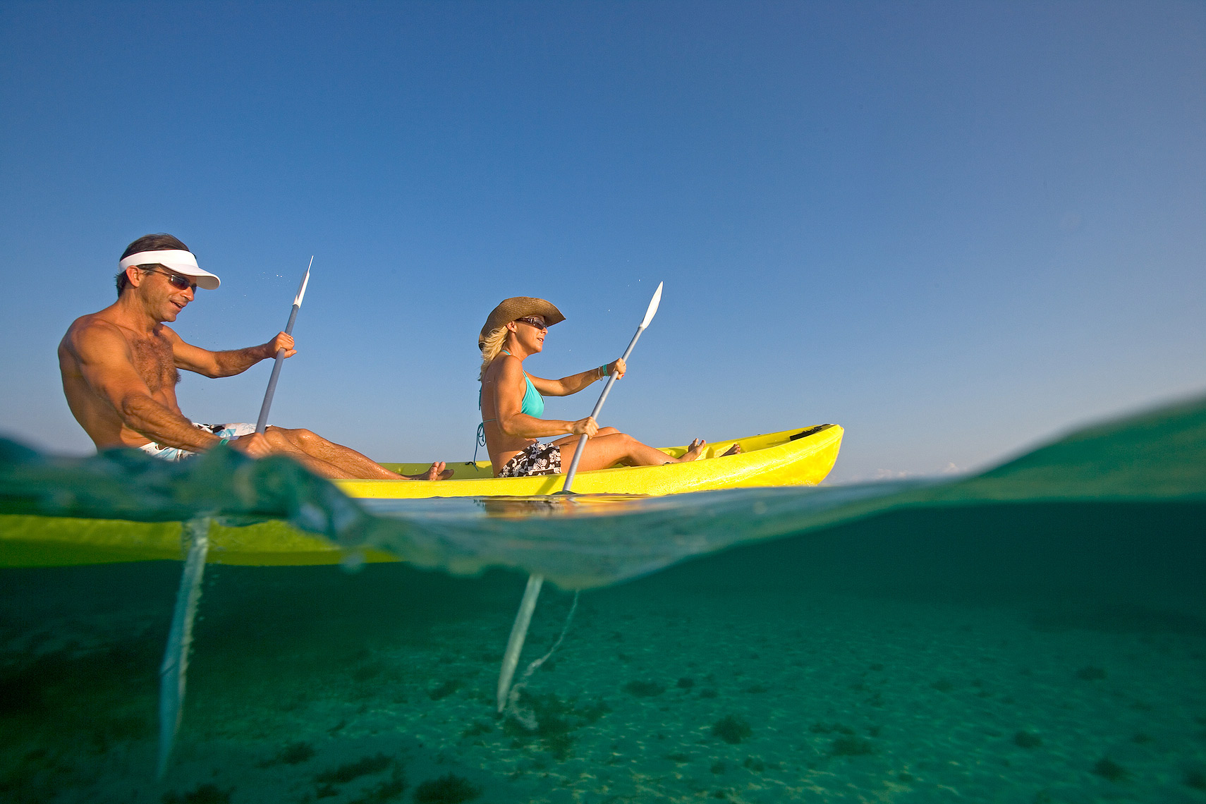 couple kayak underwater_Robert_Holland.jpg