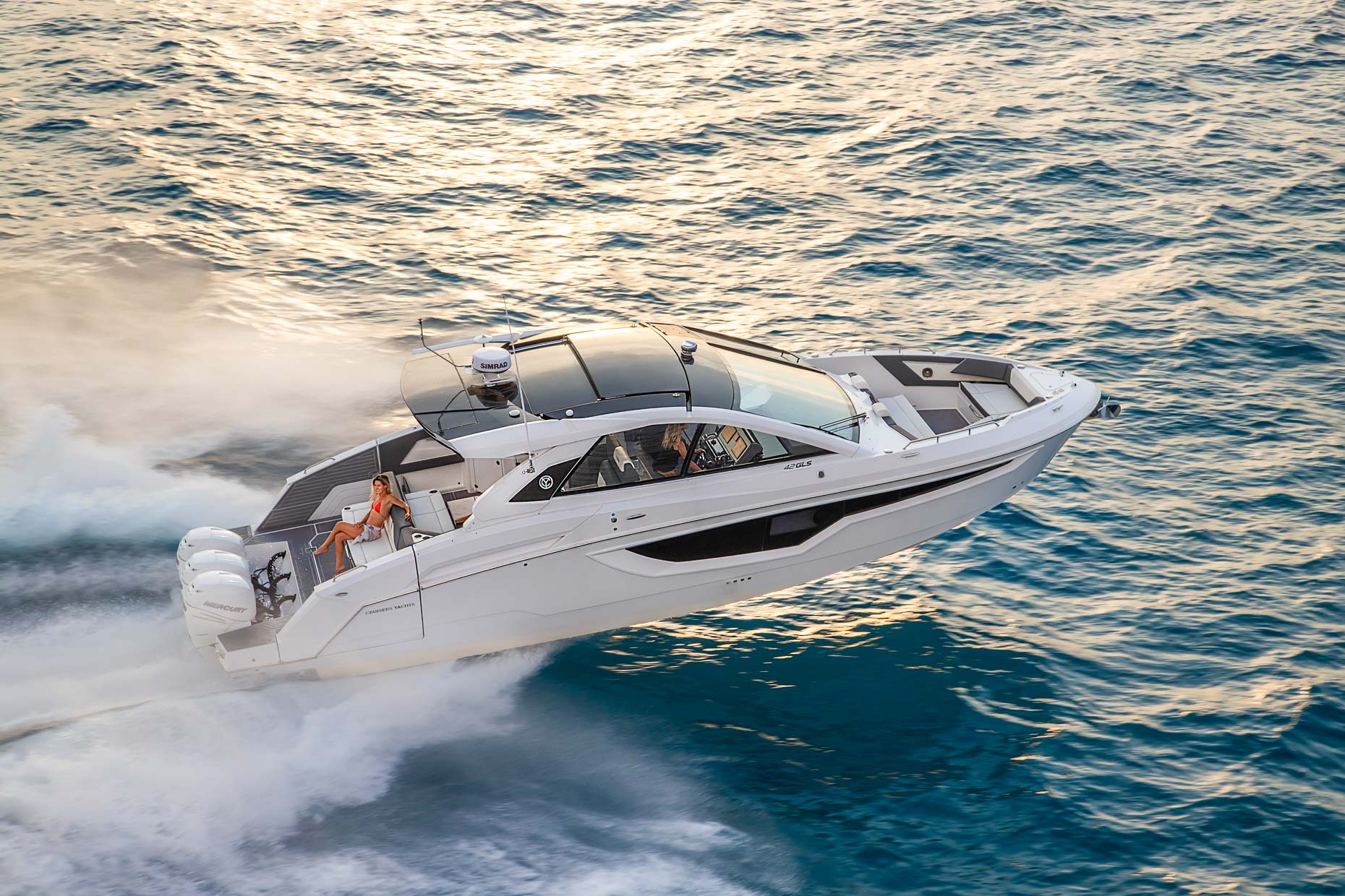1720_Cruisers Yacht 42 aerial on ocean Jupiter FL_RobertHolland